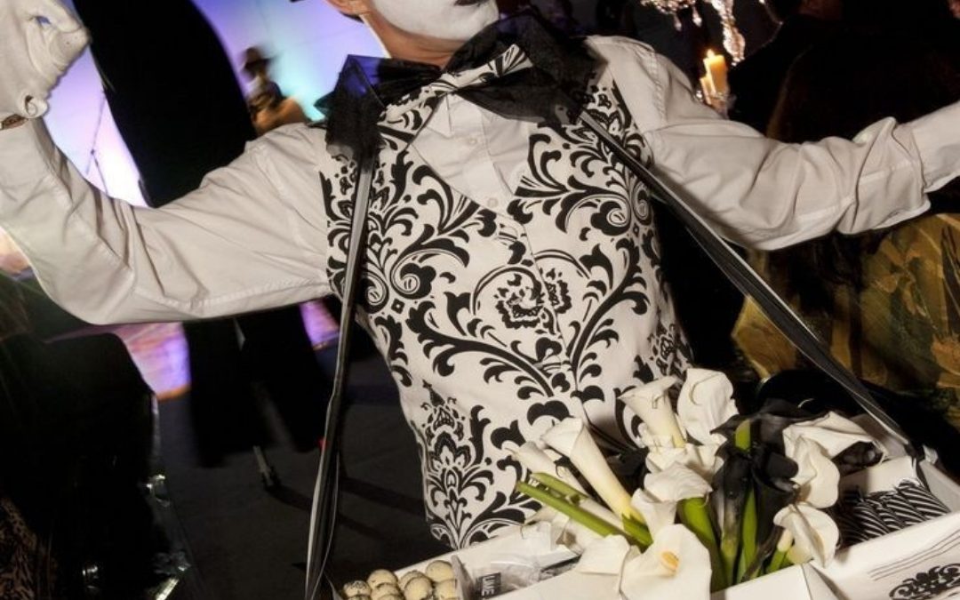 Receção de Convidados em Andas Gigantes